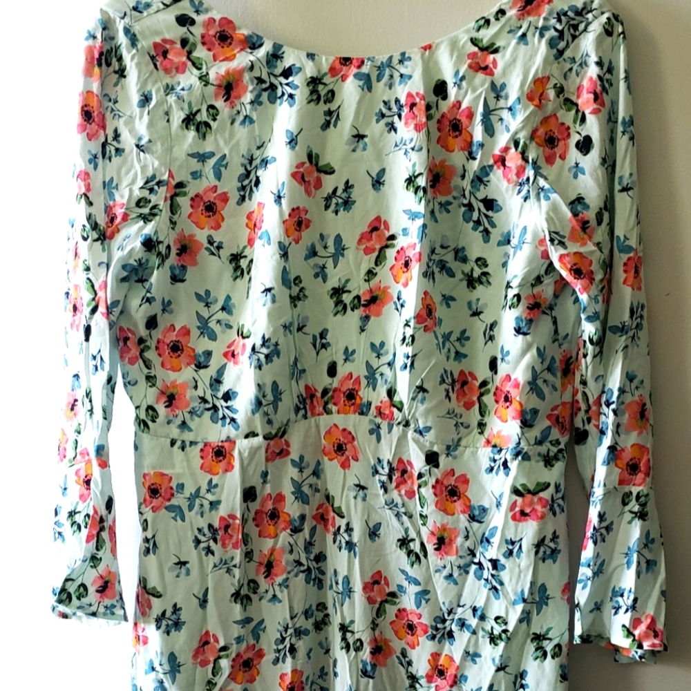 Loft dress size 10 blue floral bell sleeve NWT
